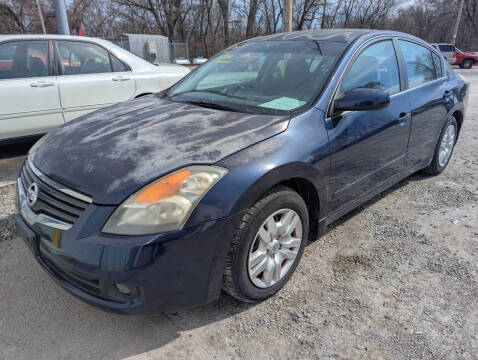 2009 Nissan Altima for sale at AUTO PROS SALES AND SERVICE in Belleville IL