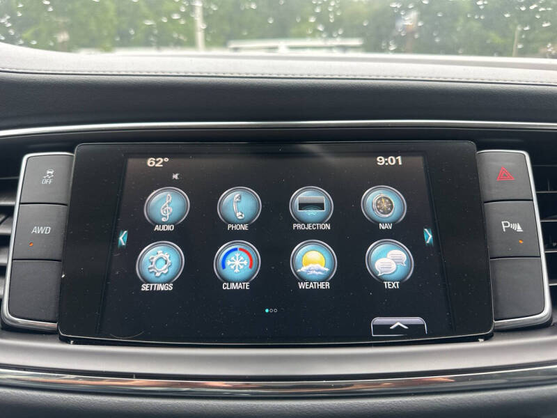 2018 Buick Enclave Essence