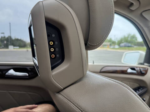 2014 Mercedes-Benz GL-Class GL 550 4MATIC