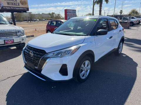 2024 Nissan Kicks S