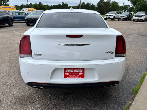 2016 Chrysler 300