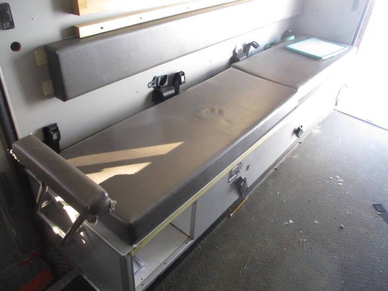 2000 Freightliner FL60