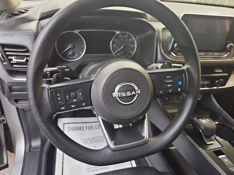 2024 Nissan Rogue SV