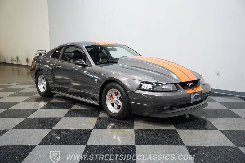 2004 Ford Mustang GT Deluxe