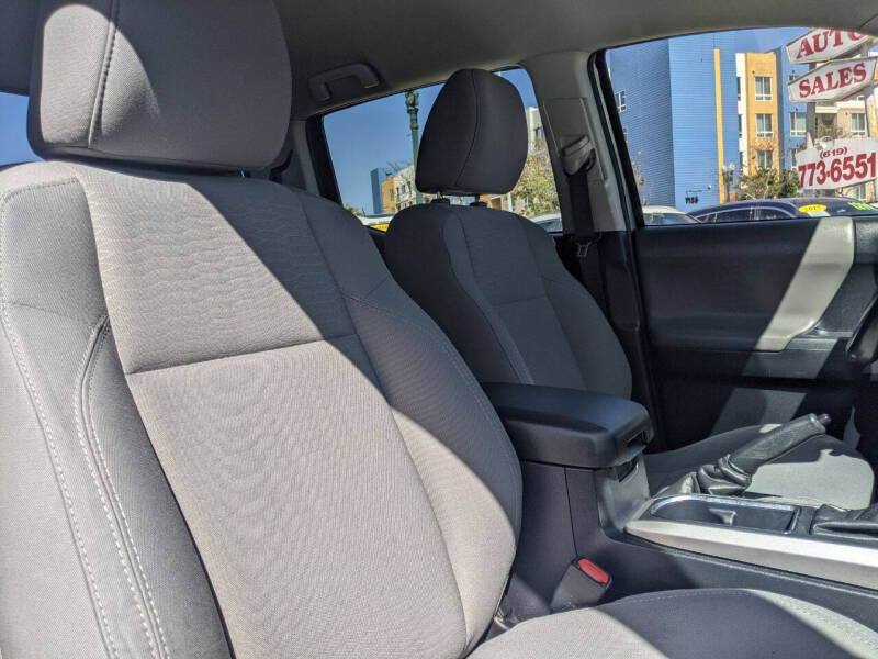 2019 Toyota Tacoma SR5 V6