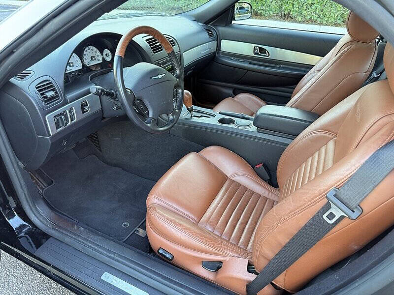 2003 Ford Thunderbird 18