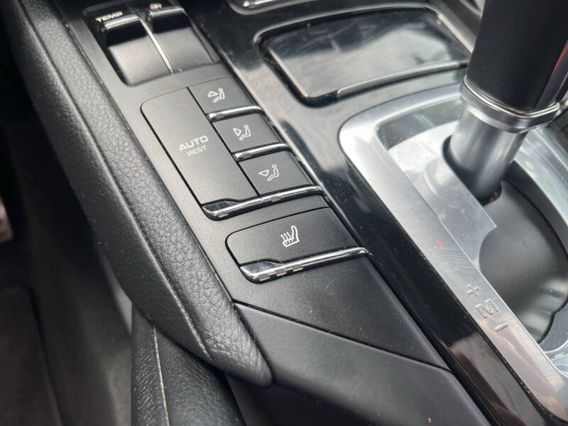 2011 Porsche Cayenne S