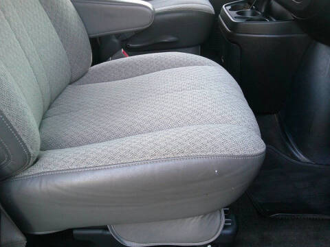 2017 Chevrolet Express LT 3500