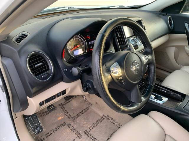 2012 Nissan Maxima