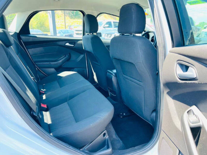 2017 Ford Focus SE