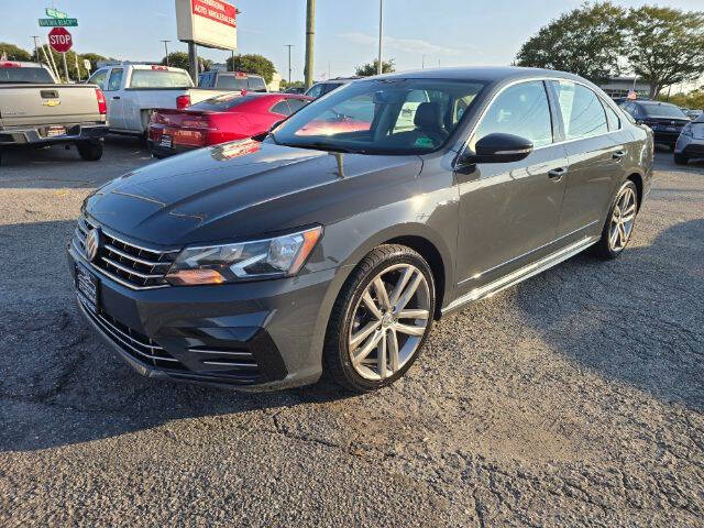 2017 Volkswagen Passat 1.8T R-Line