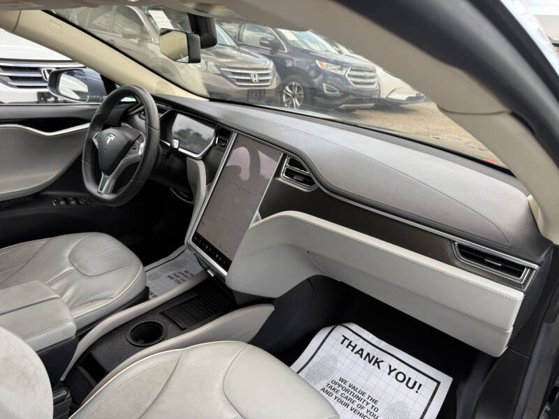 2013 Tesla Model S Performance