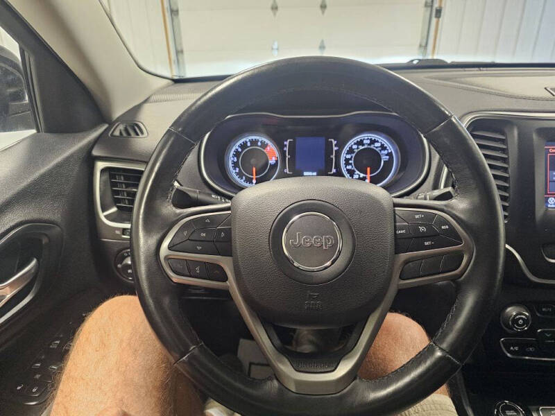 2019 Jeep Cherokee Latitude