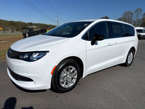 2026 Chrysler Voyager LX