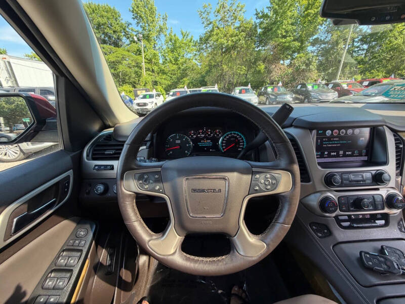 2017 GMC Yukon Denali