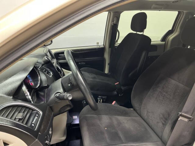 2014 Chrysler Town and Country Touring