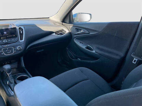 2025 Chevrolet Malibu LS