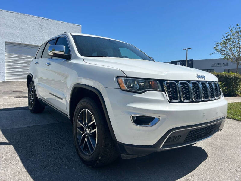 2018 Jeep Grand Cherokee for sale at HIGH PERFORMANCE MOTORS in Hollywood FL
