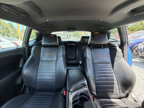 2016 Dodge Challenger R/T Plus Shaker