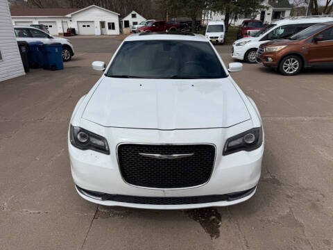 2017 Chrysler 300 S