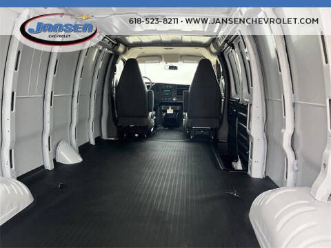 2025 Chevrolet Express 2500