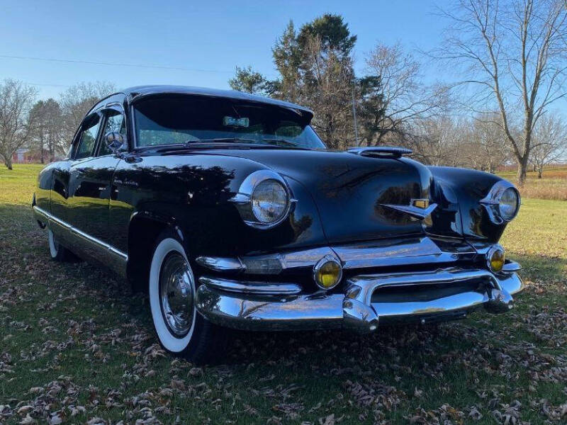 1953 Kaiser Manhattan