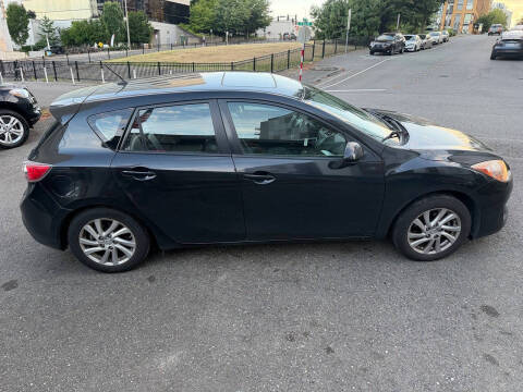 2012 Mazda MAZDA3 i Grand Touring