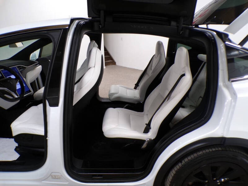 2017 Tesla Model X 75D