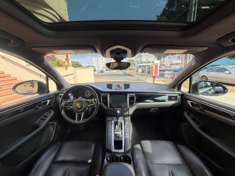 2016 Porsche Macan S