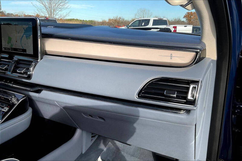 2019 Lincoln Navigator L Black Label