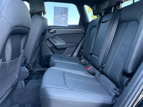 2025 Audi Q3 quattro S line Premium 45 TFSI