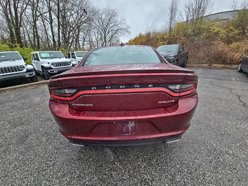 2017 Dodge Charger SXT