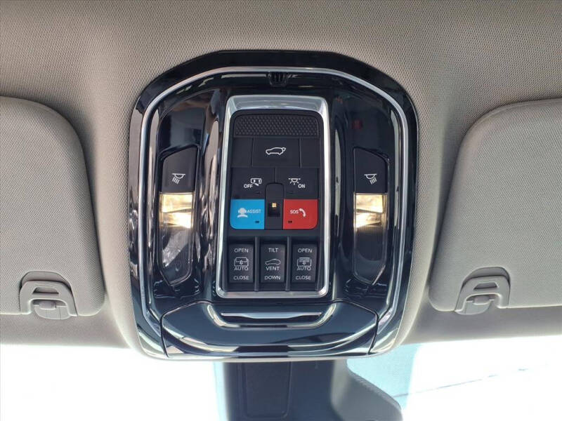 2024 Jeep Wagoneer Series III