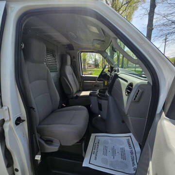 2013 Ford E-Series E-250