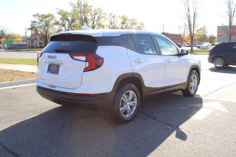 2023 GMC Terrain SLE