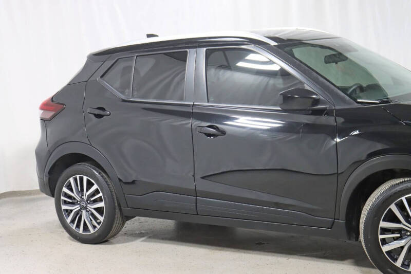 2022 Nissan Kicks SV