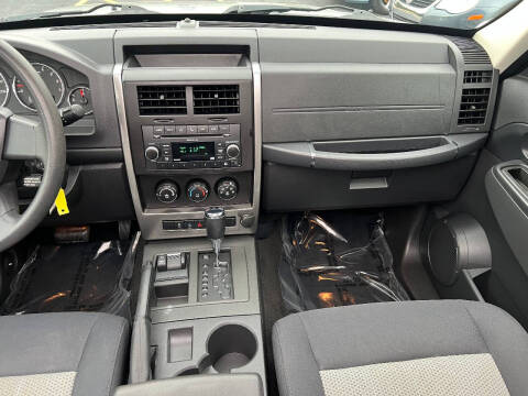 2010 Jeep Liberty Sport