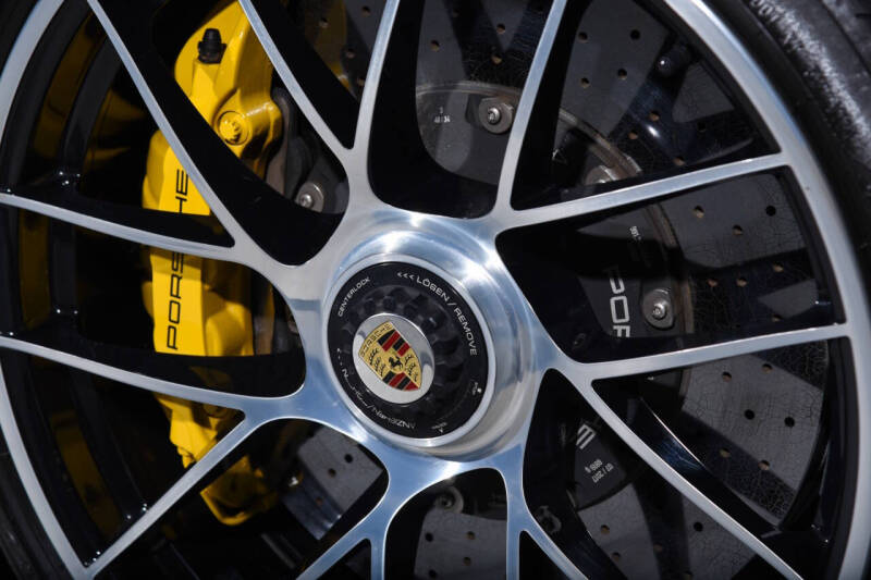 2017 Porsche 911 Turbo S