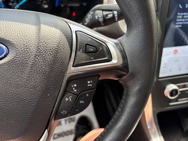 2024 Ford Edge Titanium