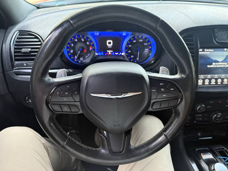 2019 Chrysler 300 S