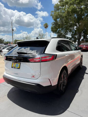 2022 Ford Edge