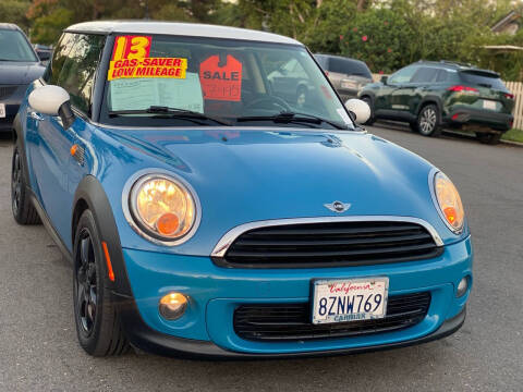 2013 MINI Hardtop Cooper