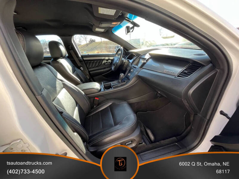 2015 Ford Taurus SEL