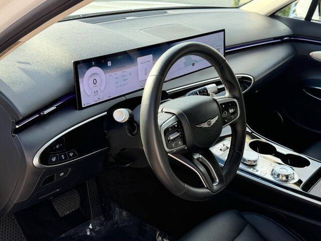 2026 Genesis GV70