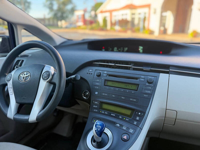 2011 Toyota Prius Three