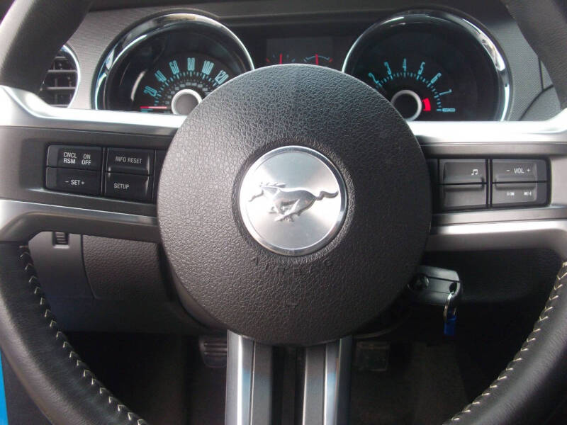 2013 Ford Mustang V6