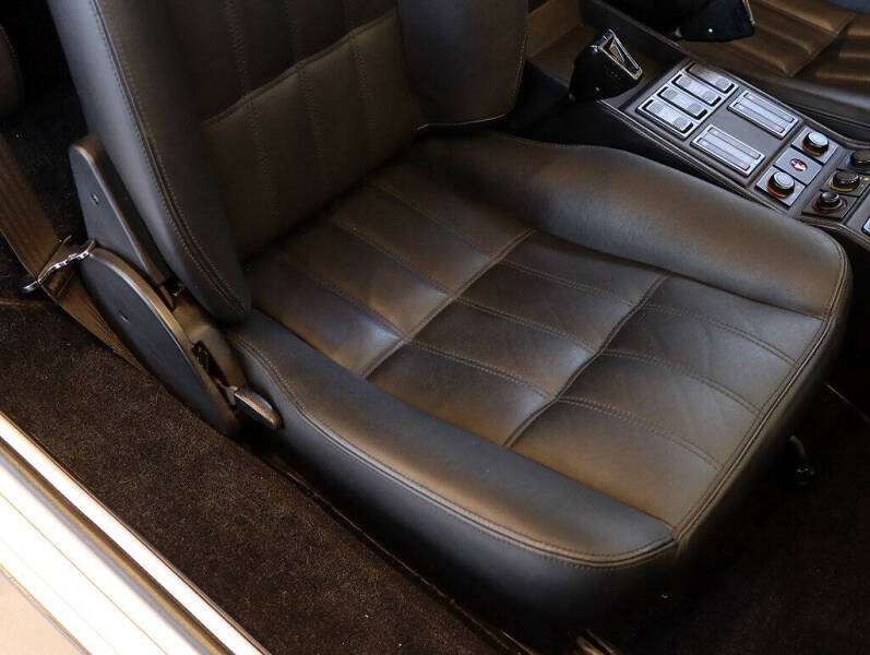 1986 Ferrari 328 GTB