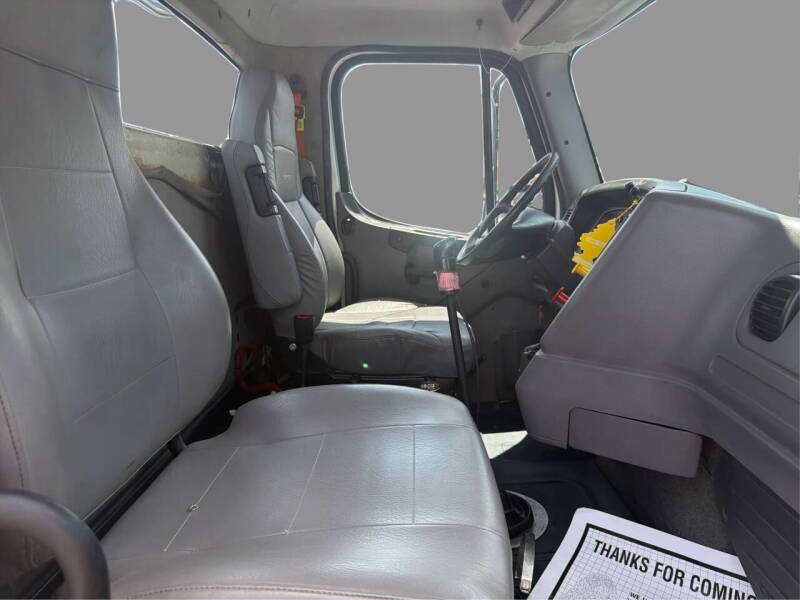 2016 Freightliner M2 112