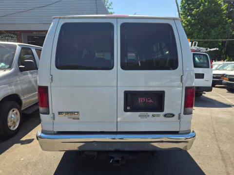 2011 Ford E-Series