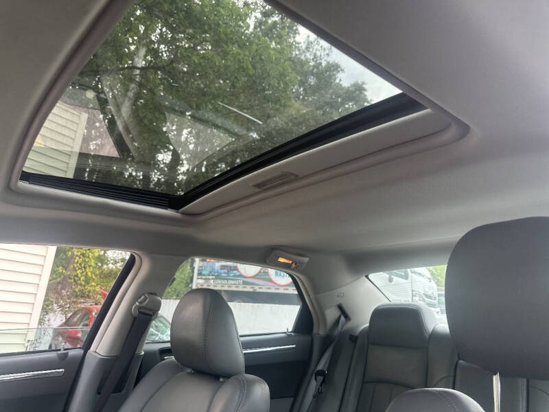 2005 Chrysler 300 C